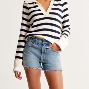A&F High Rise Mom Short